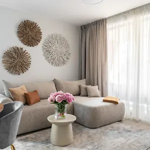  Apartament Scala 60k Center With Parking By Lion Polska